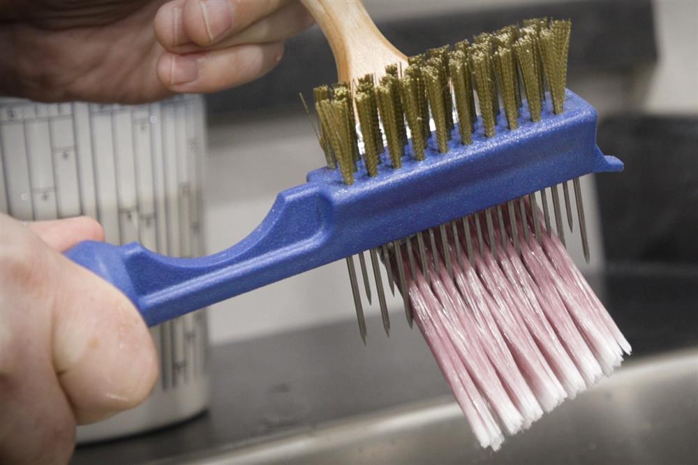 reshape bristles using brush comb